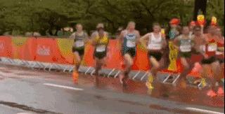 跑步快慢和鞋子有关系吗,跑步减脂速度快慢影响大么