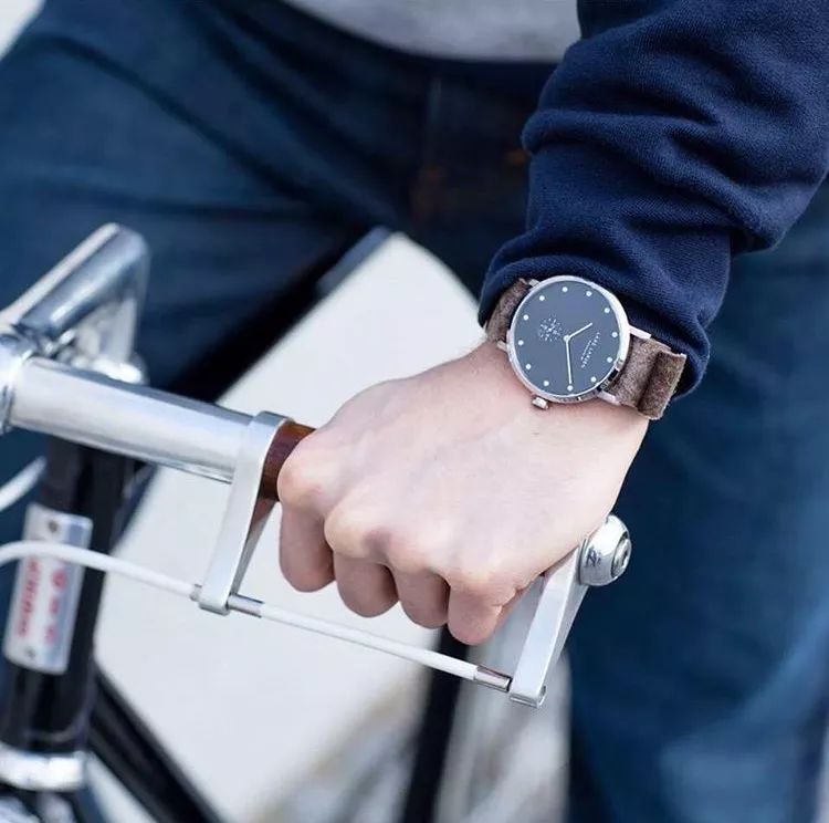 男士百搭手表便宜,1千元女士明星百搭防水手表