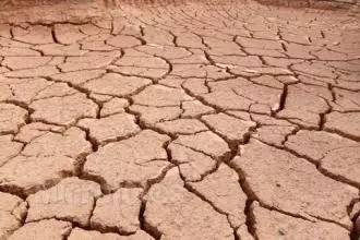 夏季三步搞定脱妆问题,夏天防脱妆清爽控油三部曲