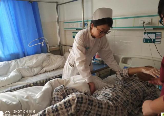 开封市中心医院骨科专家门诊,开封中心医院骨科专家排名