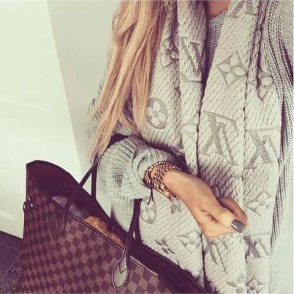 买三个lv包送什么,买lv三合一