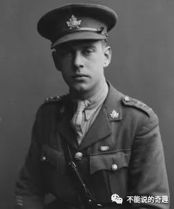 20美元被买下带回*队军**，50年后它成为红遍全球的小熊维尼