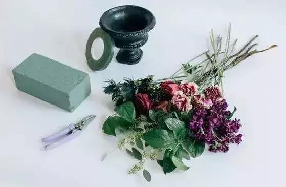 鲜花混搭插花教程,家里鲜花插花教程新手入门