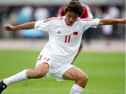 李毅大帝师弟横空出世韦世豪们给中国足球带来的启示