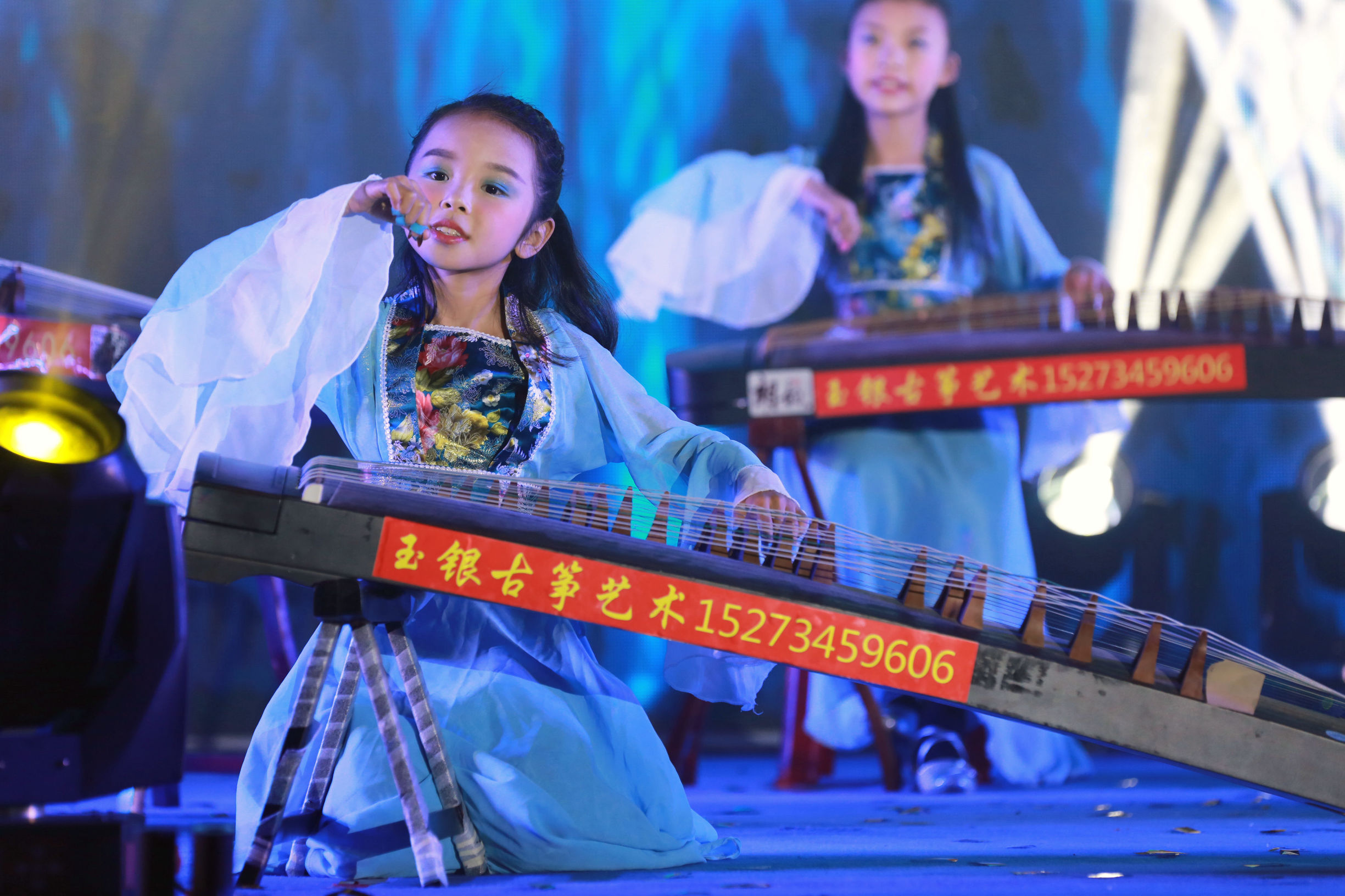 古筝演奏青花瓷,好听又简单的青花瓷古筝