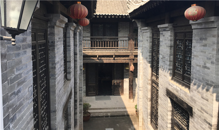 报告老板有几季,报告老板从哪里火的