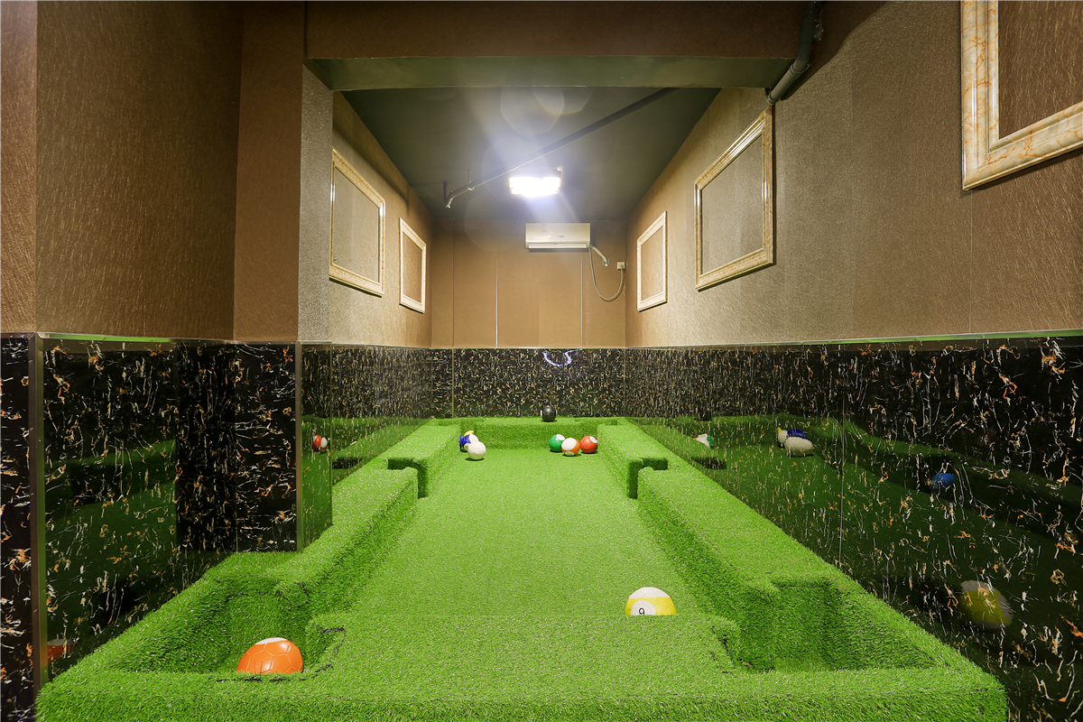 过年了该和朋友聚会了,马上就过年了心里特别难过