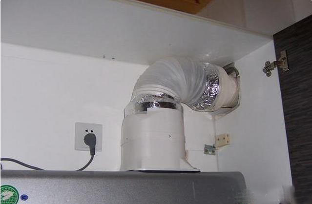 只需装个小管子，家里再也没有油烟味！哗啦啦地被排走了，快活！