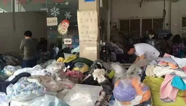 广州尾货衣服称斤的市场在哪里,广州服装尾货1-2元批发市场