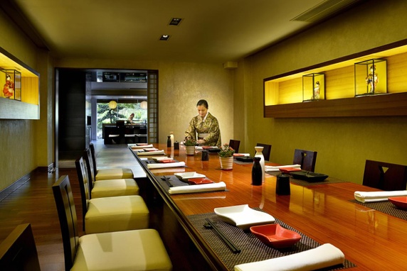 涓滆帪鍞愭媺闆呯閰掑簵椁愬巺,涓滆帪鍞愭媺闆呯閰掑簵鍓嶅彴