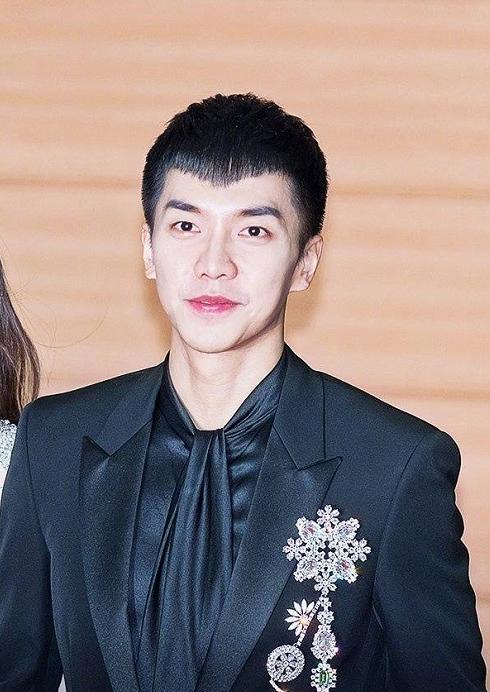 李胜基演技大赏,李胜基花游记孙悟空第一次出场