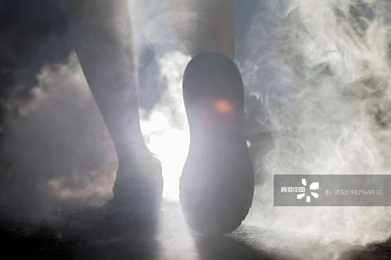 一年提高53分！在职考生司考二战备考心得，笔记真题应该这么做！