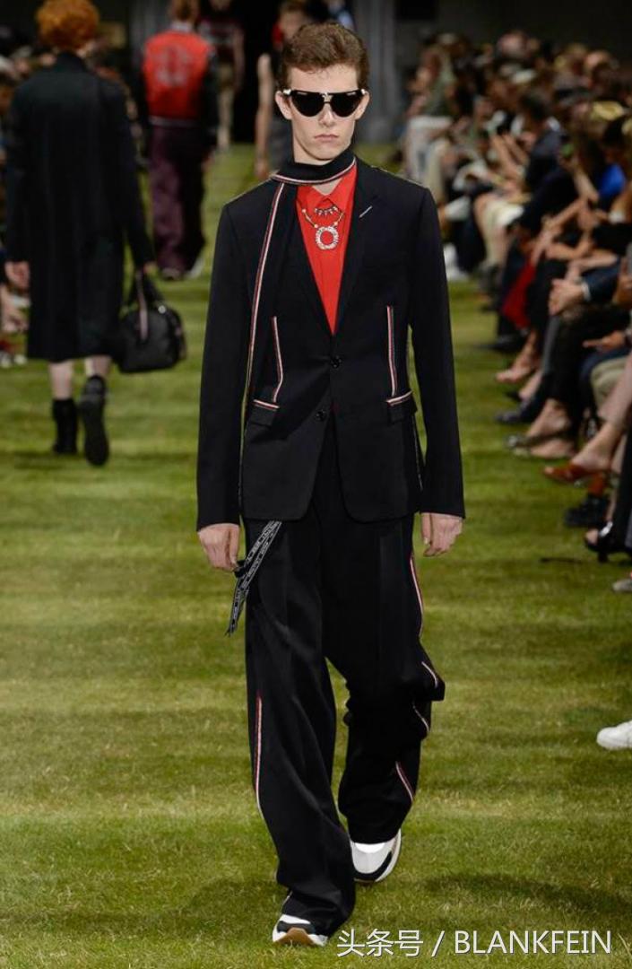 迪奥桀傲diorhomme,迪奥dior2020时装秀