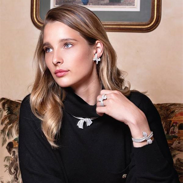 小众饰品美出高级感,有质感和设计感的饰品