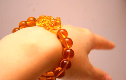 本命年穿红色是初一早上穿吗,本命年为什么要穿红色有哪些意义