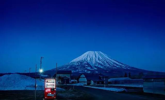 不可思议！它是真正的哆啦A梦，点亮了日本，还拯救了孤独症患者