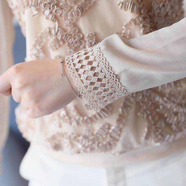 今年流行的蕾丝衫,2018蕾丝春装秀