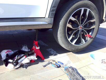 自带机油机滤找汽修厂更换多少钱,自己更换机油机滤