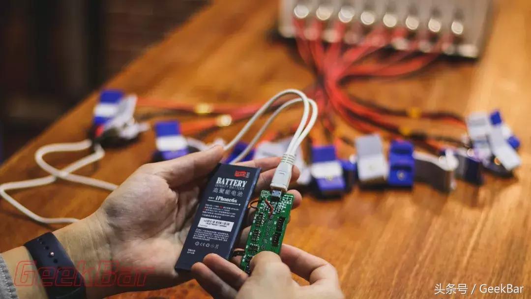 iphone换电池有什么推荐,iphone想换电池该换什么样的电池