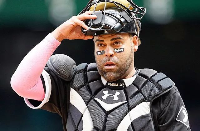 画个黑色的眼,画个黑眼圈