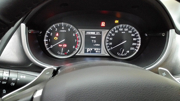 suzuki铃木汽车四驱还是两驱,16年铃木维特拉两驱值不值得入手