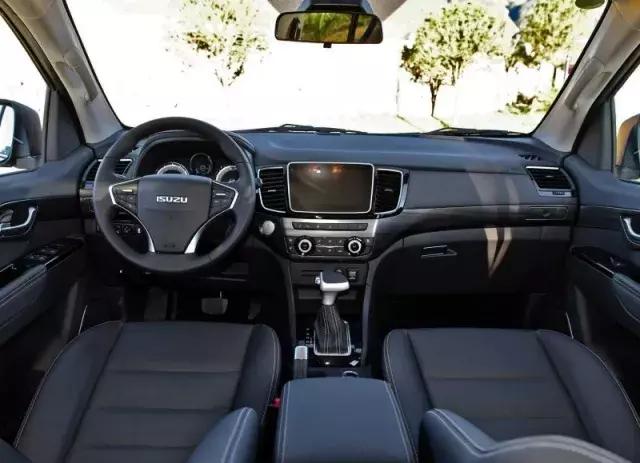 谁说硬派越野没有舒适性,谁说硬派越野suv一定带独立大梁