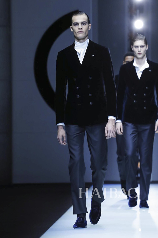 乔治阿玛尼2013秋冬高级成衣,乔治阿玛尼秋季男装高定