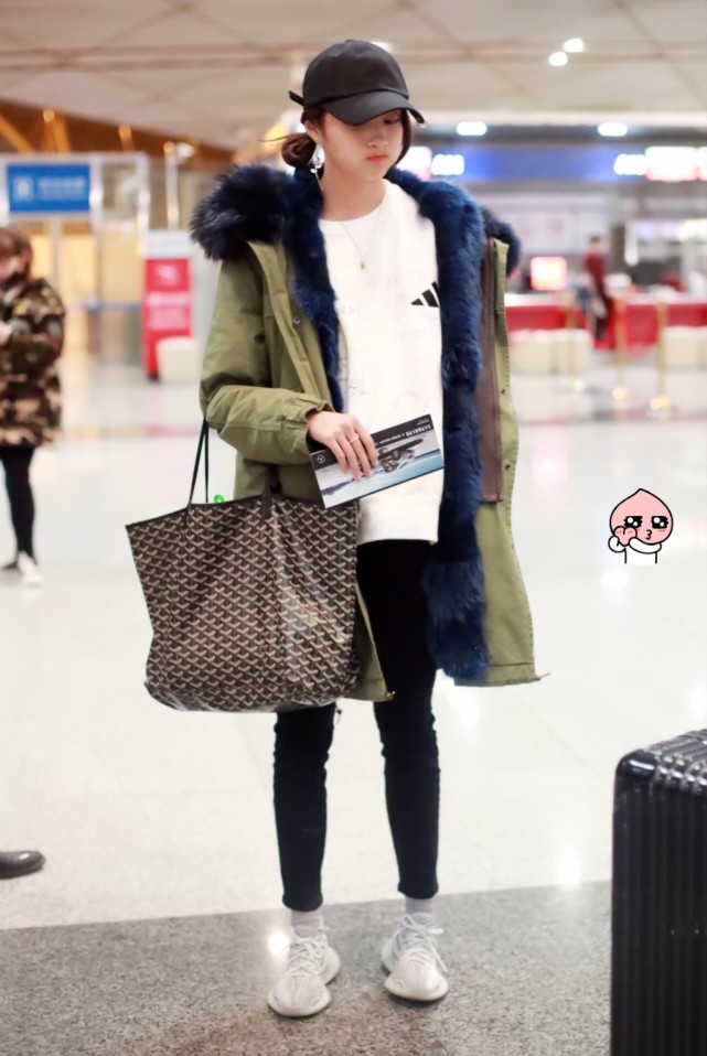 鹿晗自曝追女友关晓彤全过程,鹿晗关晓彤踢球