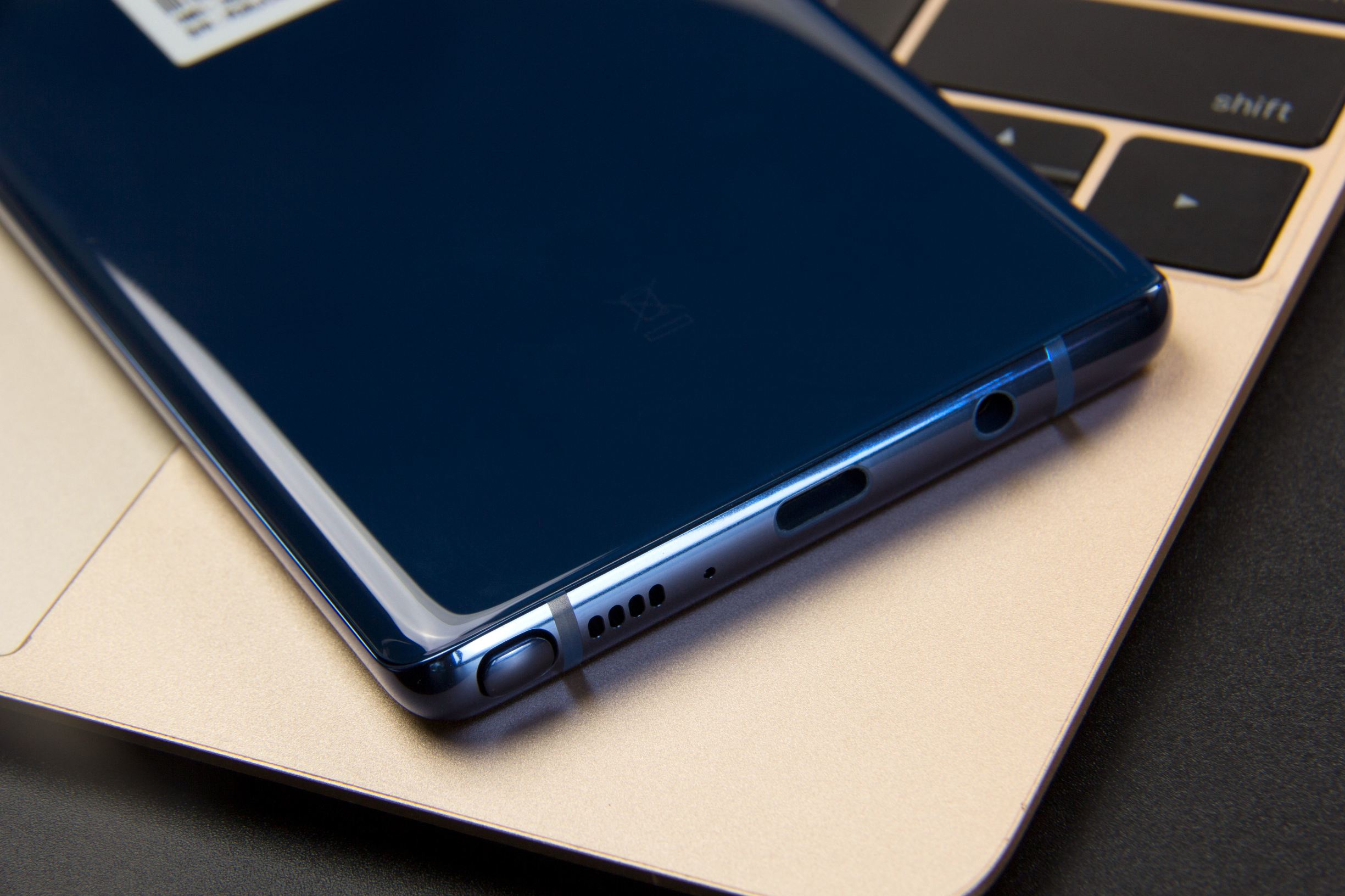 两年前的三星note8现在怎么样了,三星note8买来很卡