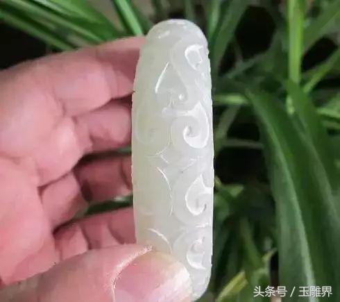 和田玉取不下来怎么办,玉手镯取不下来砸碎什么忌讳