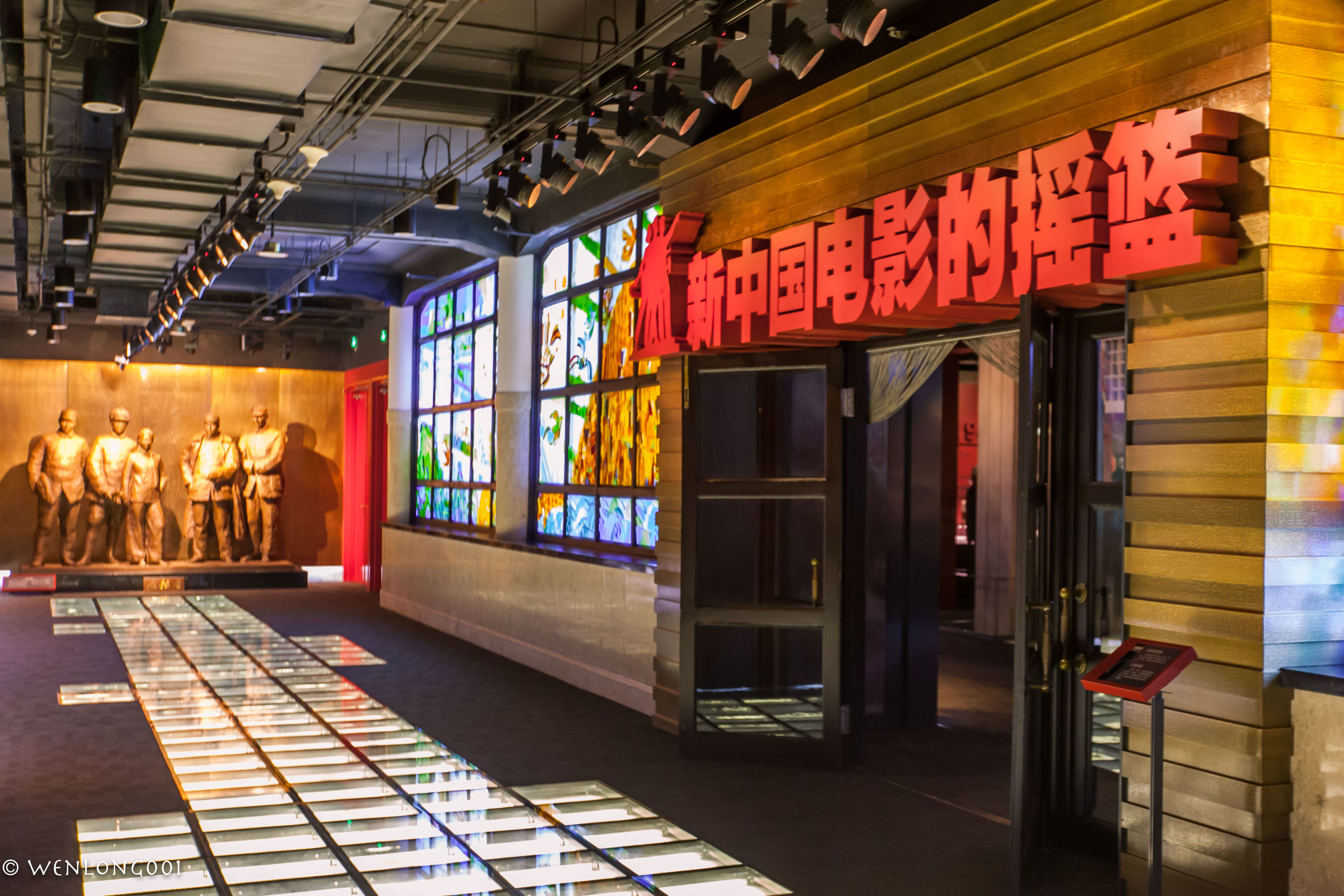 长影旧址博物馆怎么样,长影旧址博物馆地面上的马赛克