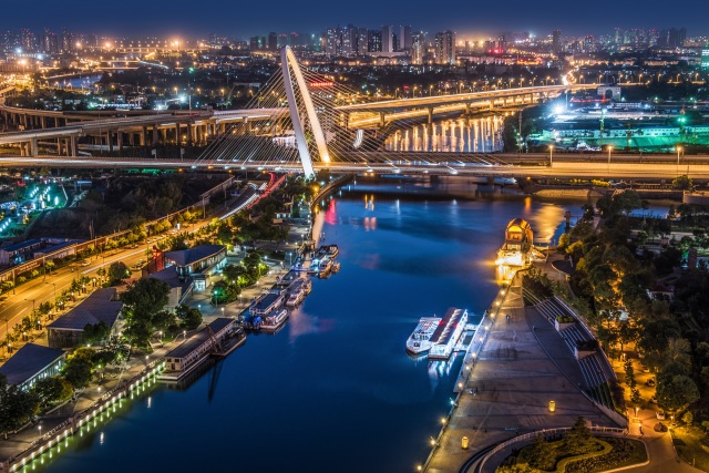 招商津湾天玺,招商津湾天玺顶豪377平米