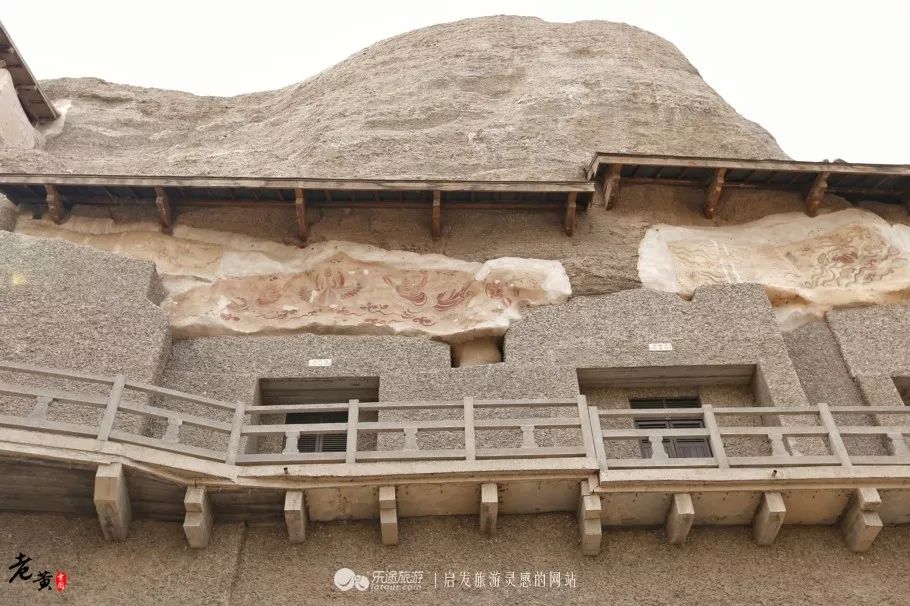 一眼穿越千年莫高窟,为什么莫高窟今年如此火爆