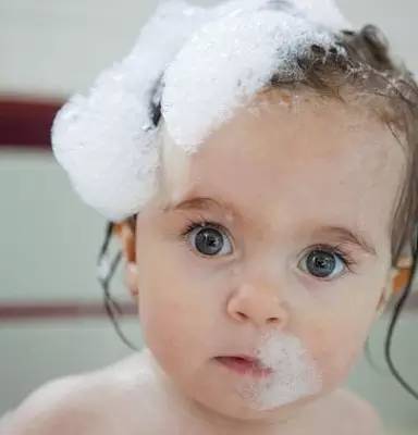 为什么人脸上会长粉红色的痘,脾虚湿热的症状脸上会长痘吗