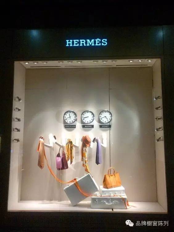 爱马仕橱窗||简单是艺术的底色！
