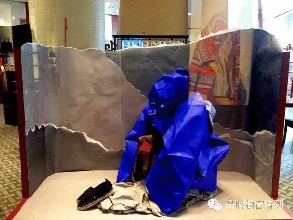 爱马仕橱窗||简单是艺术的底色！
