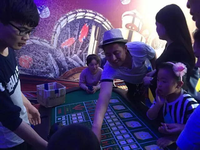 鏉ヨ繖閲屾劅鍙楃儫鐏皵鍜屽褰╀笉澶滃煄,鏉ヨ繖閲屼綋楠屼笘澶栨婧愮殑鎰熻