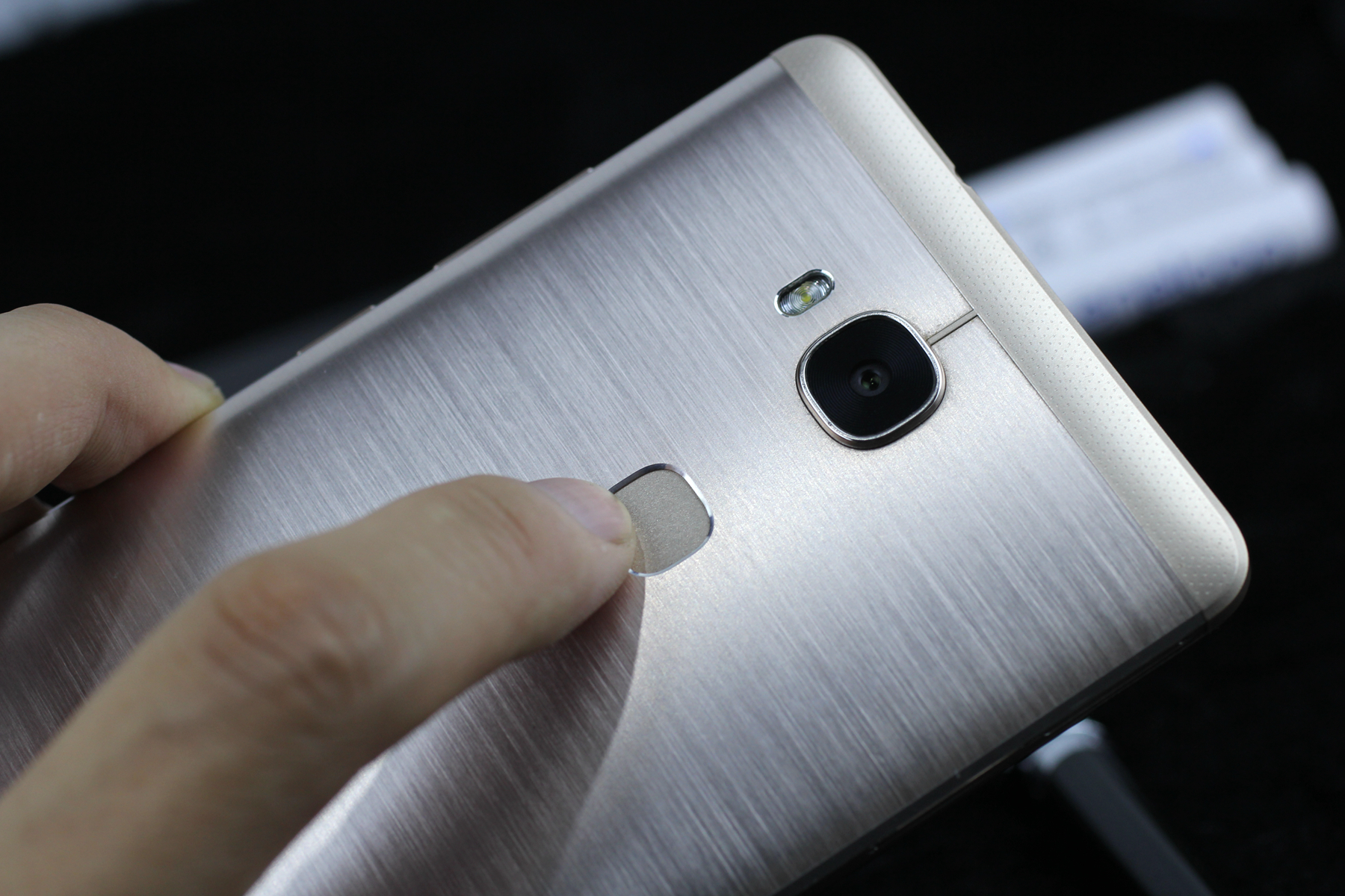 千元机畅玩,令人无法拒绝的荣耀畅玩5x