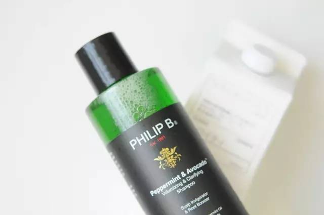 哪些洗发水不掉发养发,怎么样洗发才能不出油不掉发