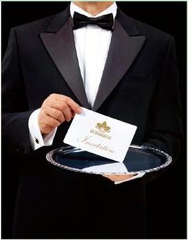 欧界:实体转向电商,奢侈品大牌们如何保住自己的“女王命”