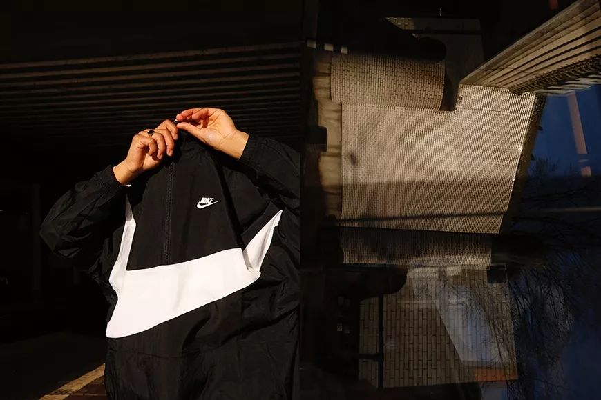 复古运动外套nike,nike最新款运动服