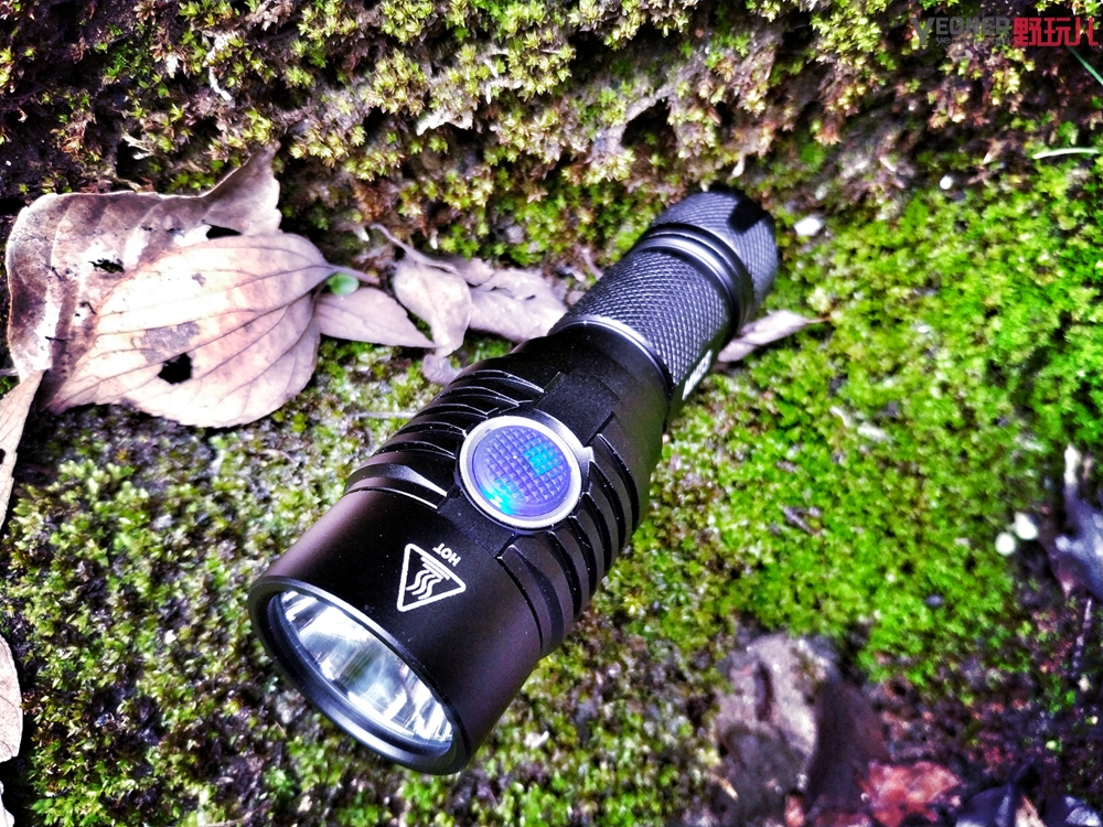 奈特科尔mh12v2和mh12se哪款好,奈特科尔mh10v2和mh12v2