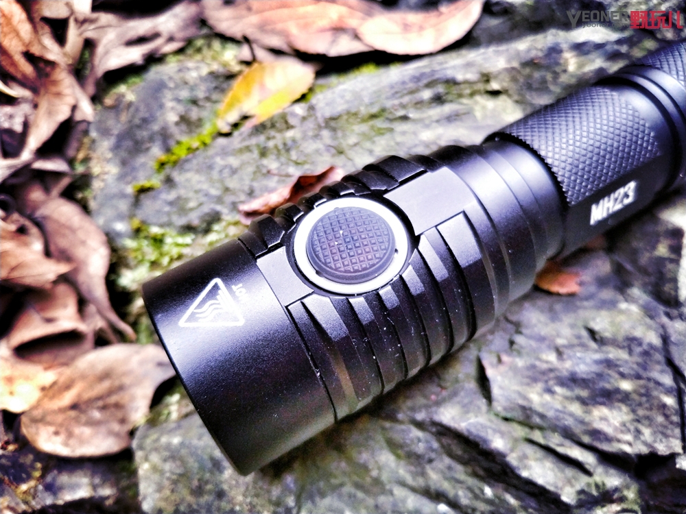 奈特科尔mh12v2和mh12se哪款好,奈特科尔mh10v2和mh12v2