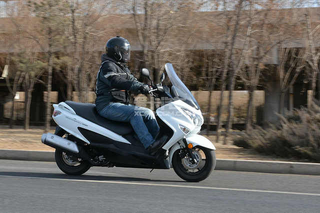 铃木burgman200摩托车价格,铃木burgman125踏板车