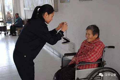 警事暖心故事大全,警事发生在我们身边的暖心事