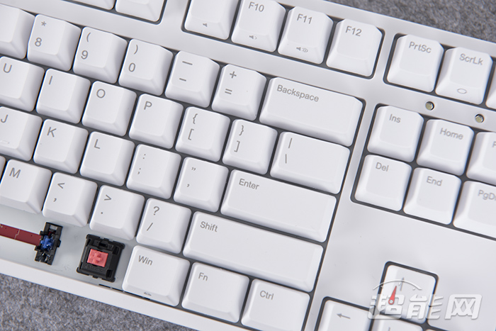 ikbcw200和c87区别,ikbc键盘r300和c87哪个好