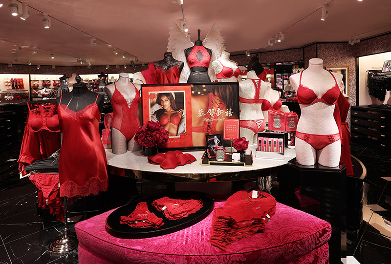 balmain与克罗心联名,balmain联名款