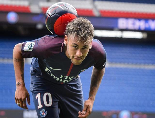 2022年度足坛十大球星,足坛历史100大球星排名