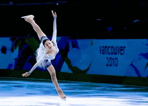 初学滑冰怎么选冰鞋,滑冰冰刀鞋