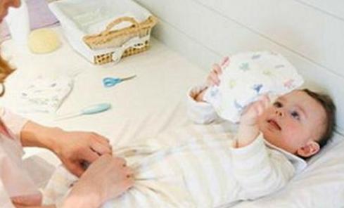 小孩子总是浑身尿骚味,尿骚味重用什么偏方洗屁股